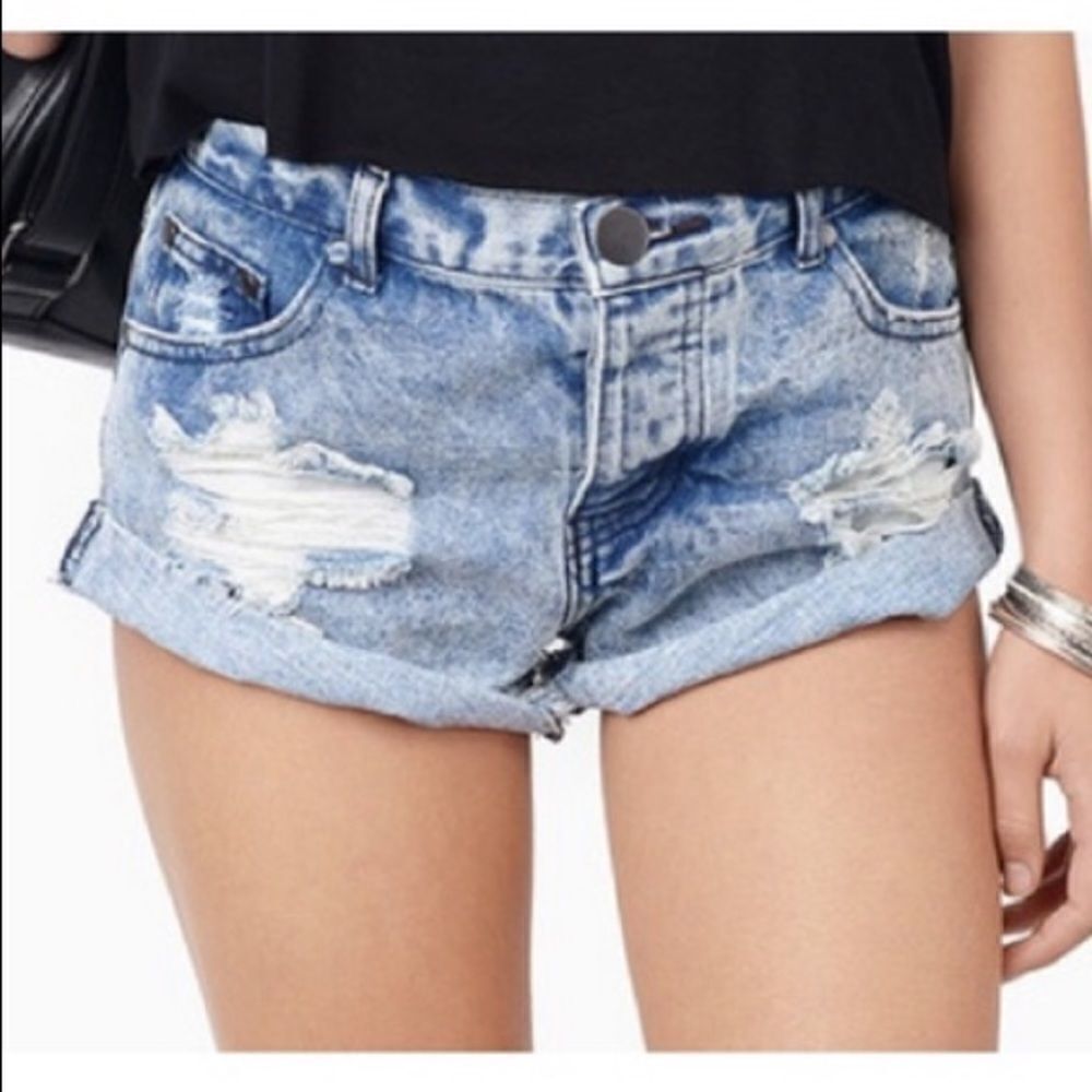 Tobi | Distress Shorts 
